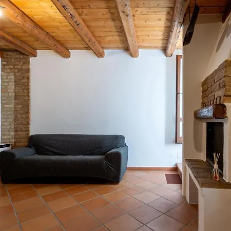 Relais Castel D'emilio - Casa * Cassero
